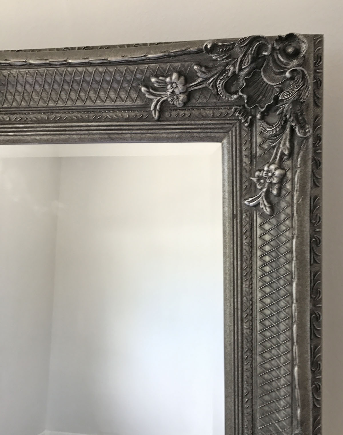 Large mirror in Dis Antique Dark Silver