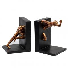 Man on the run book ends
