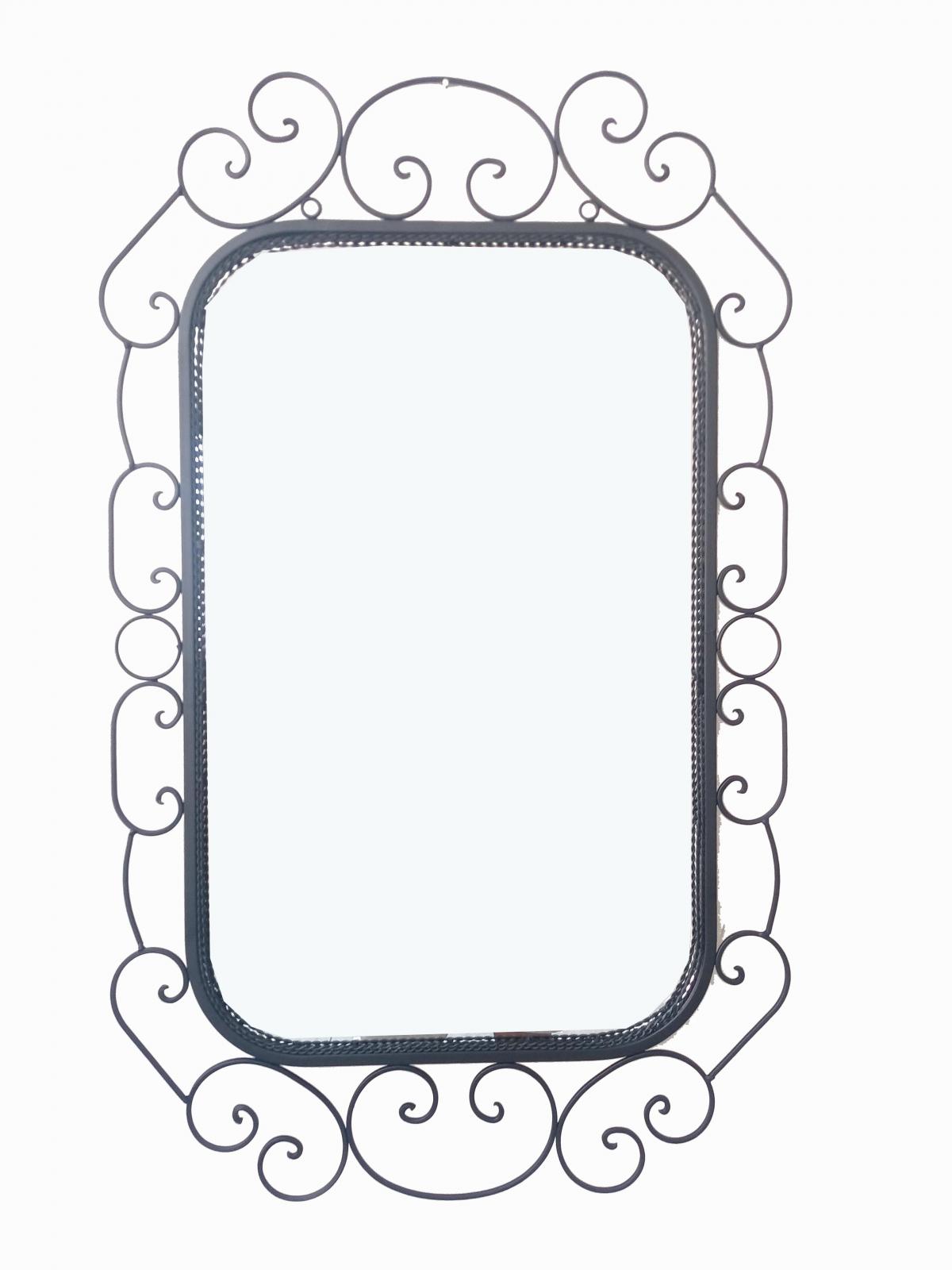 Oval mirror w/Iron frame 