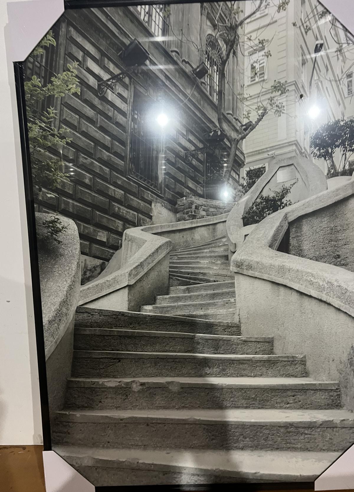 ENCOUNTER-STAIRWAY